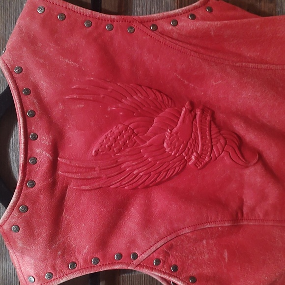 Harley Davidson distressed Red Leather embossed vest - Picture 3 of 5